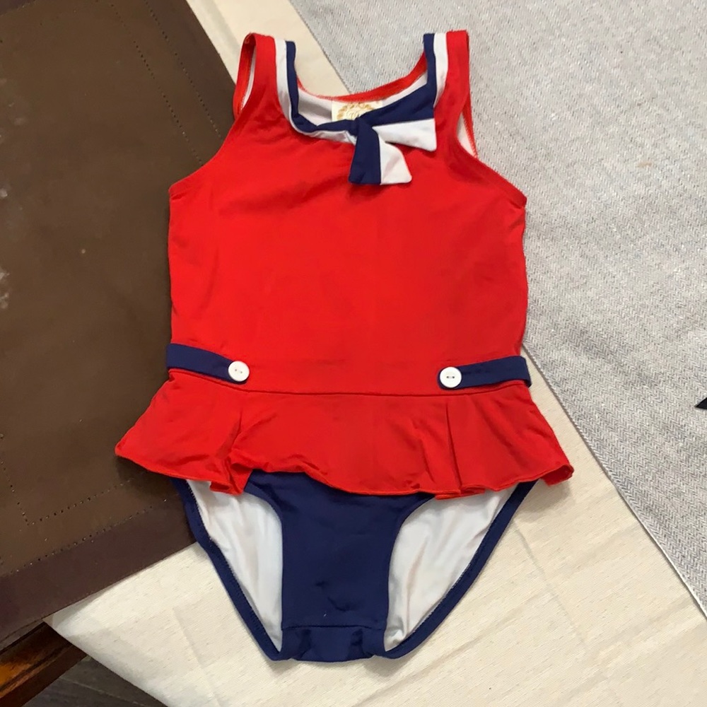 Girls swimsuit